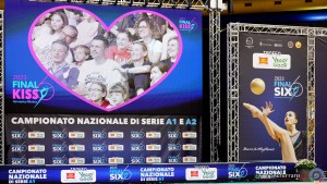 a1 a kiss cam ph simone ferraro sfa03083 copia